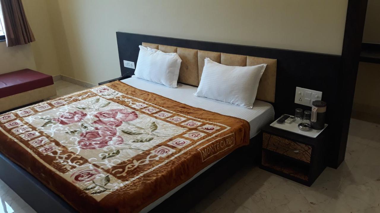 Hotel Uday Villas Shivpuri (Madhya Pradesh) Exterior photo